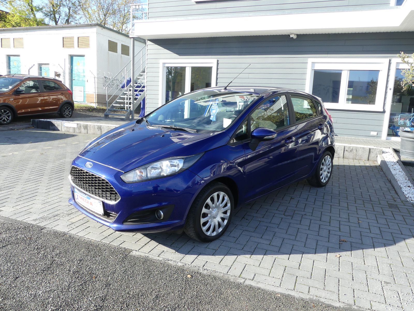 Fahrzeugabbildung Ford Fiesta Celebration, *SITZHEIZUNG*