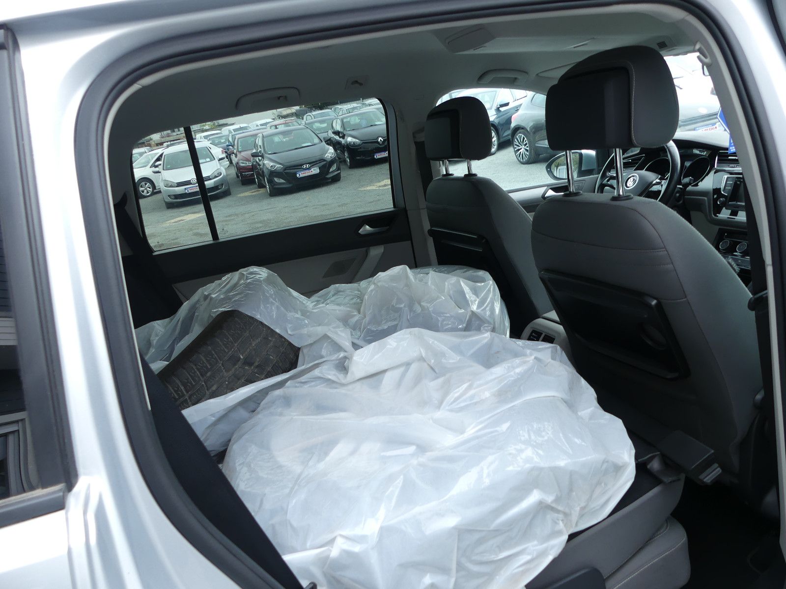 Fahrzeugabbildung Volkswagen Touran Comfortline BMT/Start-Stopp, Automatik