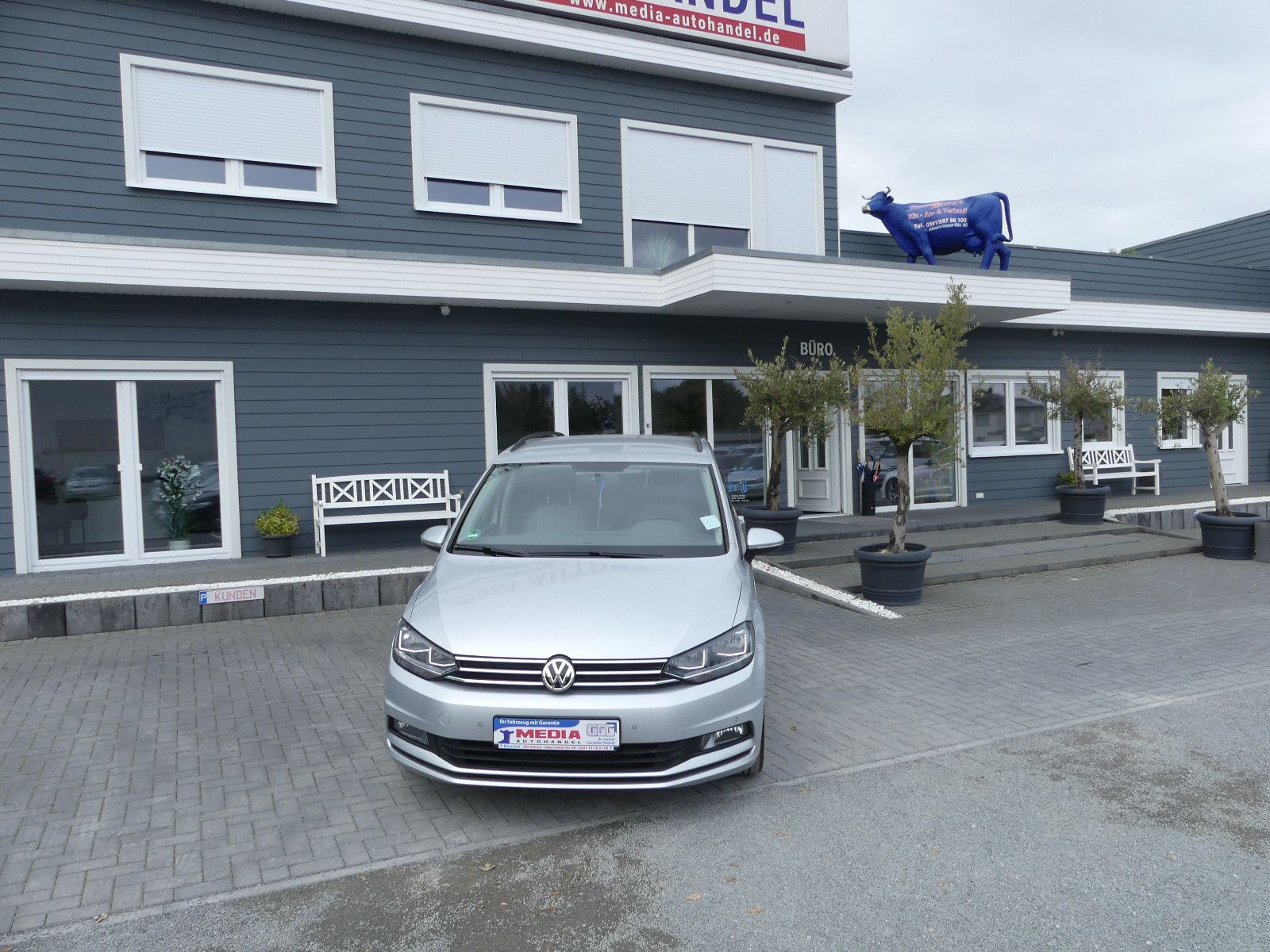 Fahrzeugabbildung Volkswagen Touran Comfortline BMT/Start-Stopp, Automatik