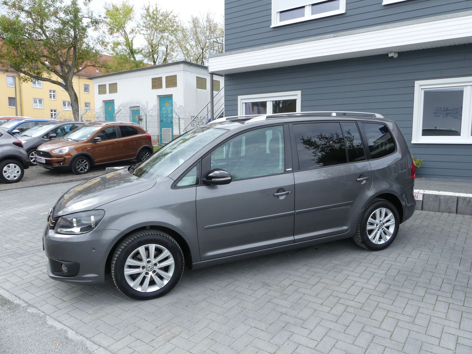 Fahrzeugabbildung Volkswagen Touran Style.1.4