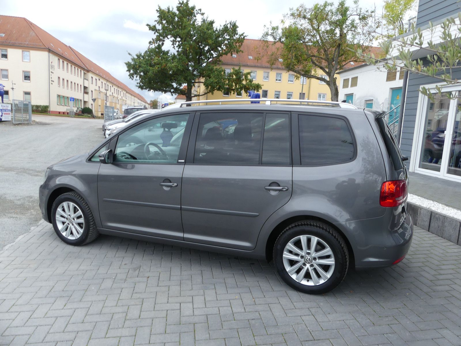 Fahrzeugabbildung Volkswagen Touran Style.1.4