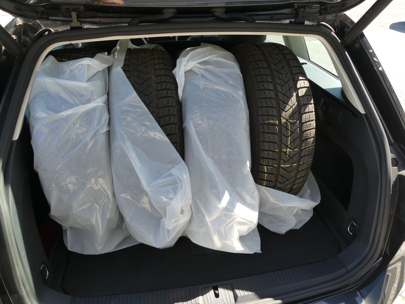 Fahrzeugabbildung Volkswagen Passat Variant 1.8 TSI Highline Variant