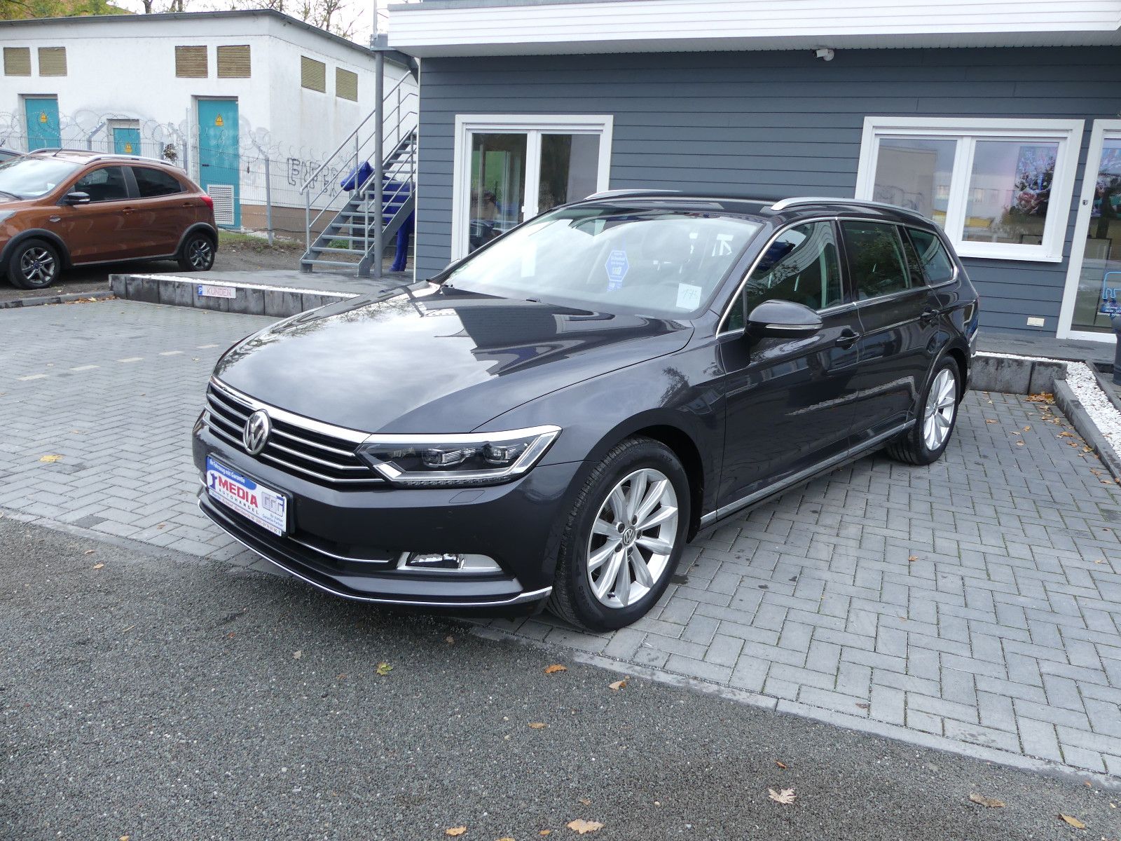 Fahrzeugabbildung Volkswagen Passat Variant 1.8 TSI Highline Variant