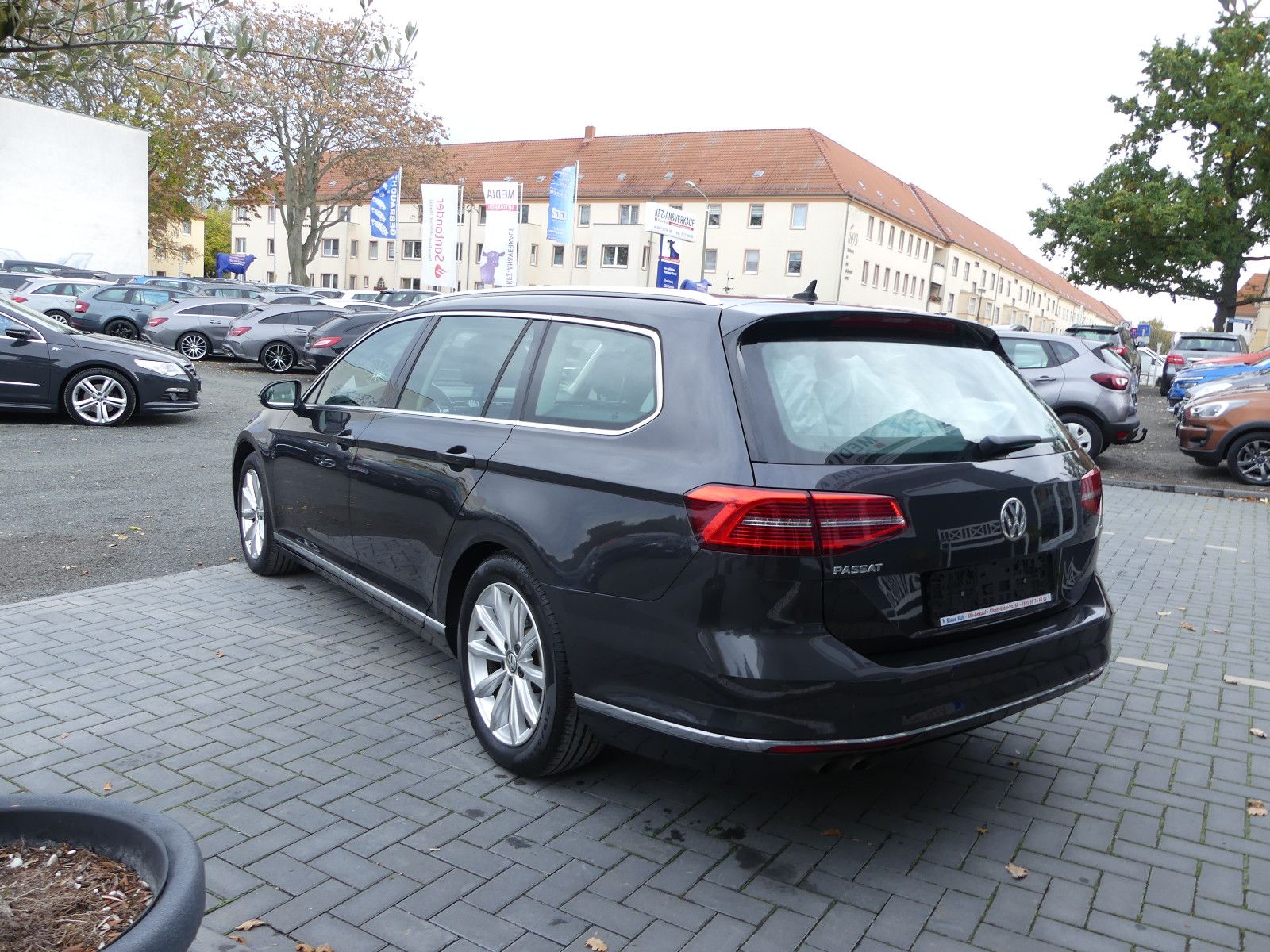 Fahrzeugabbildung Volkswagen Passat Variant 1.8 TSI Highline Variant