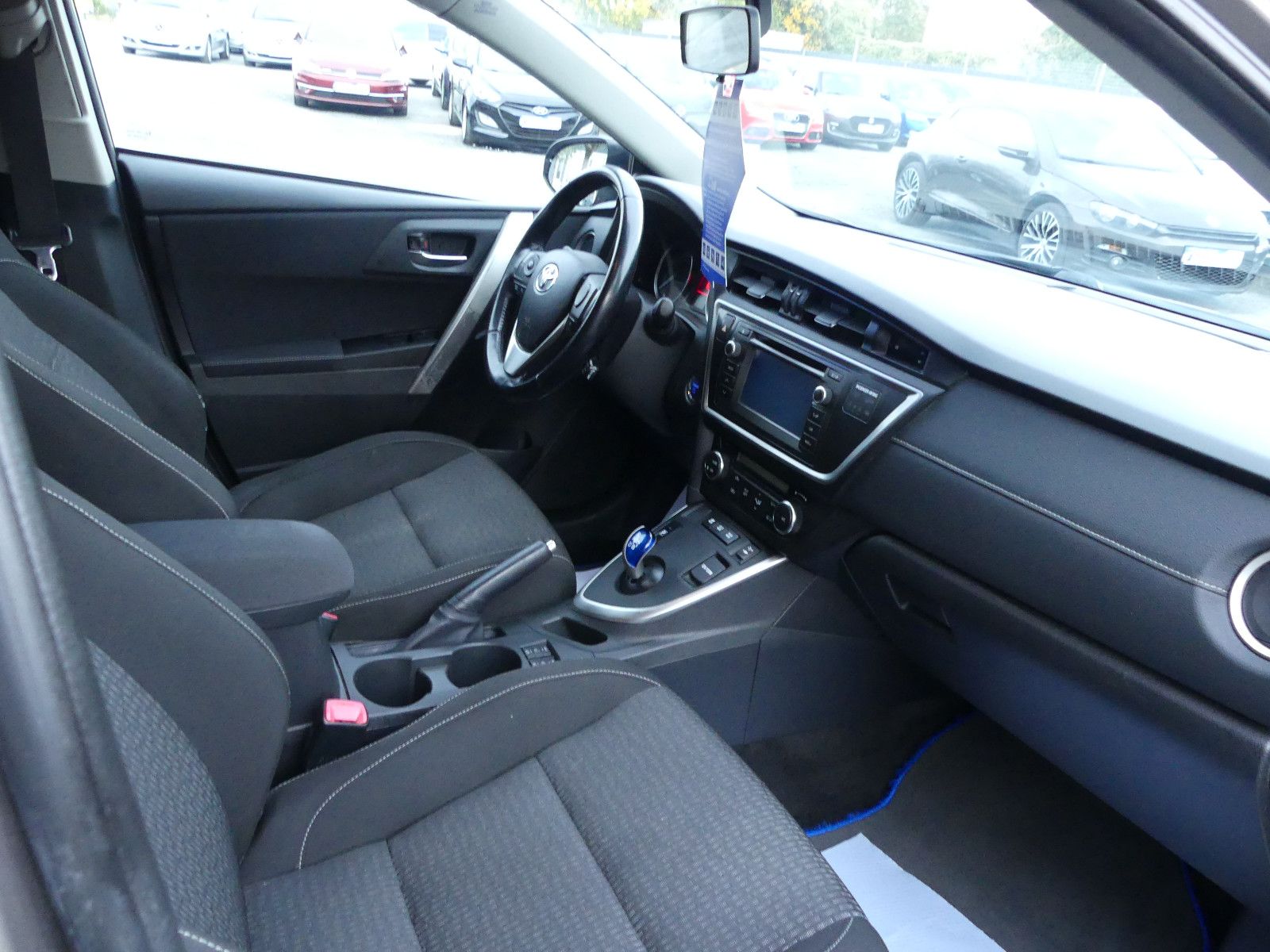 Fahrzeugabbildung Toyota Auris Touring Sports Hybrid Edition