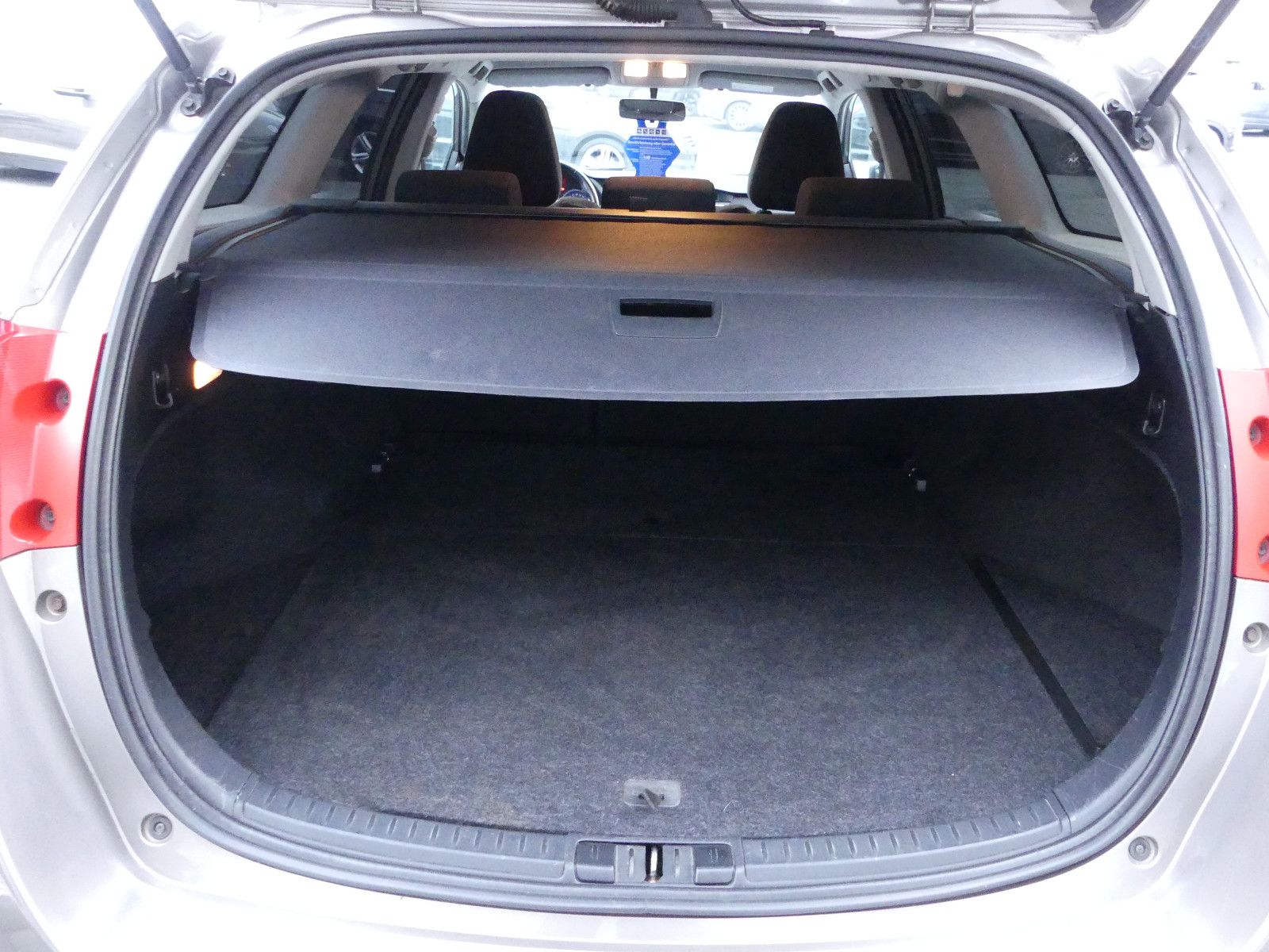 Fahrzeugabbildung Toyota Auris Touring Sports Hybrid Edition