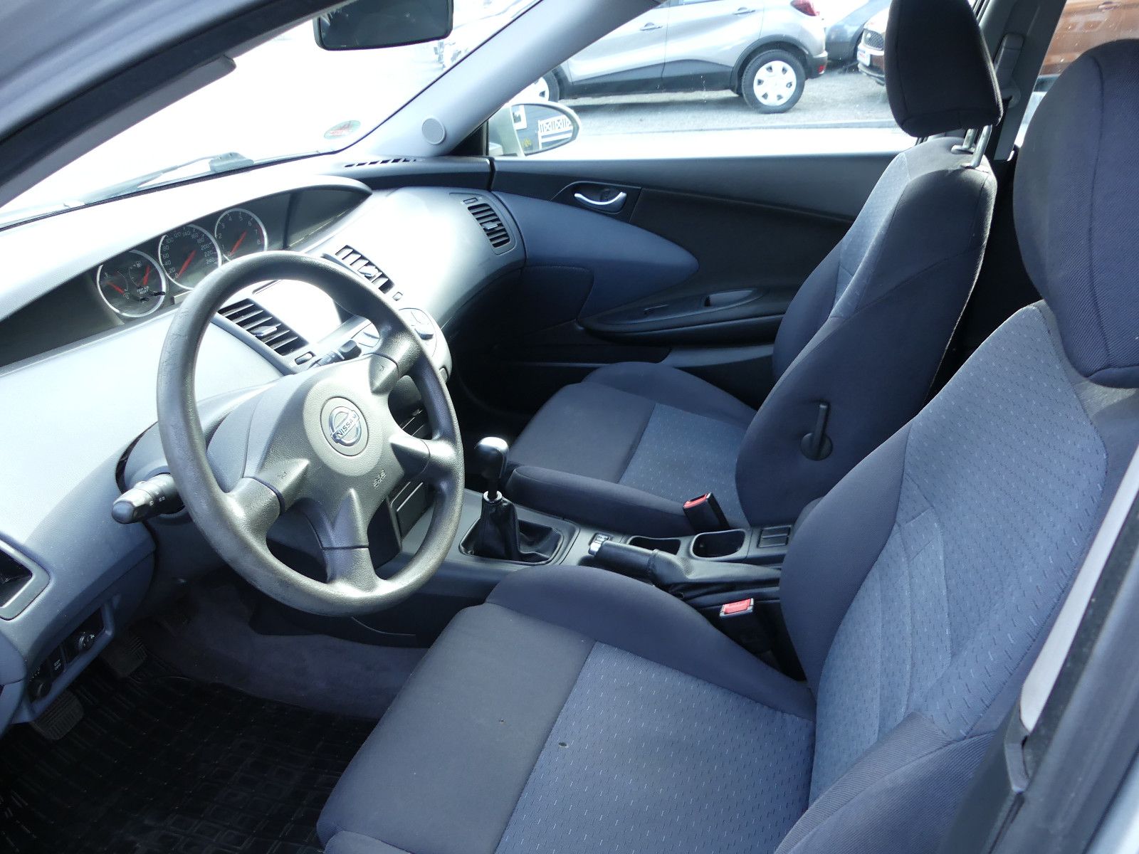 Fahrzeugabbildung Nissan Primera Lim. Visia, 1,8