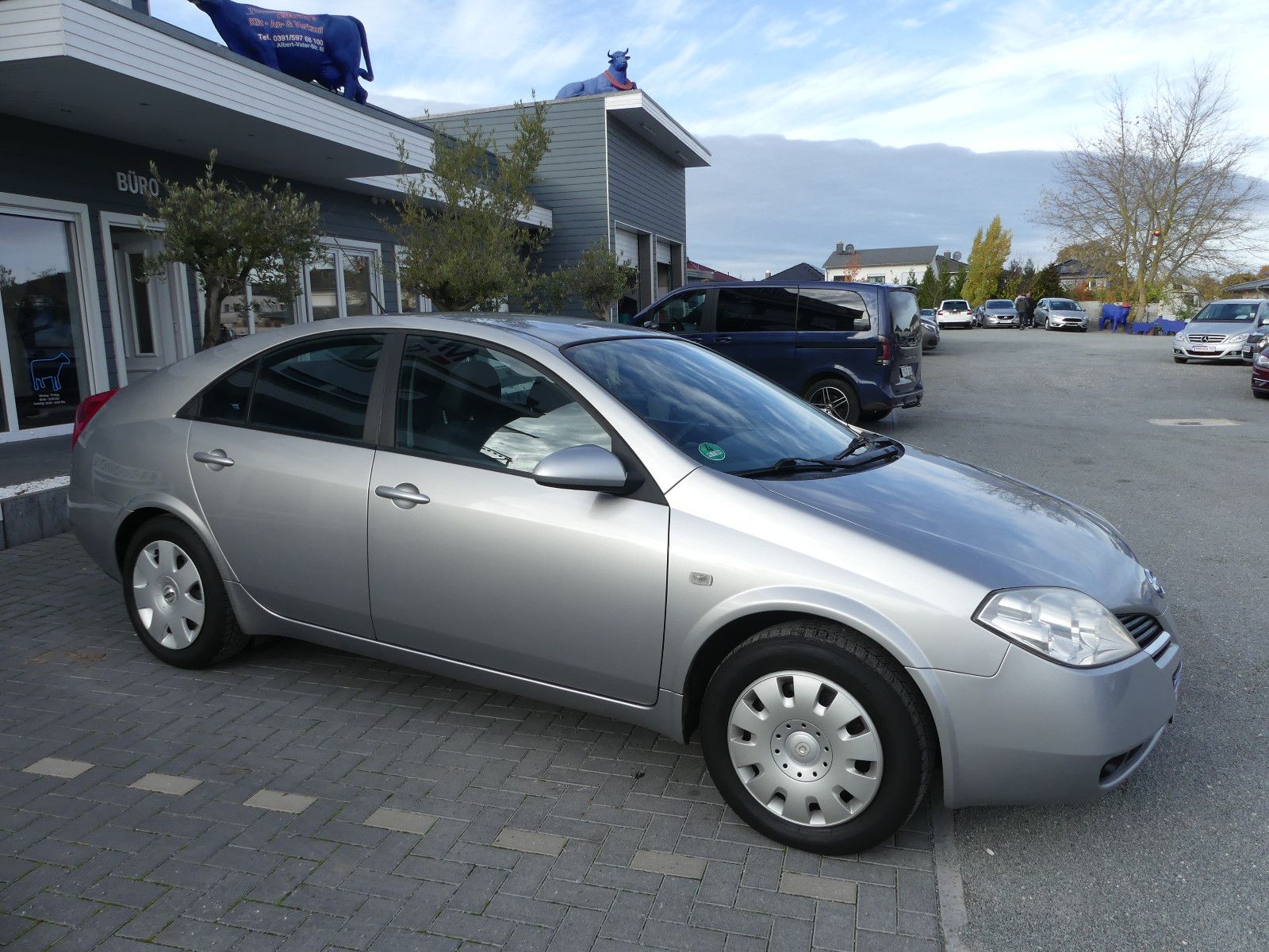 Fahrzeugabbildung Nissan Primera Lim. Visia, 1,8