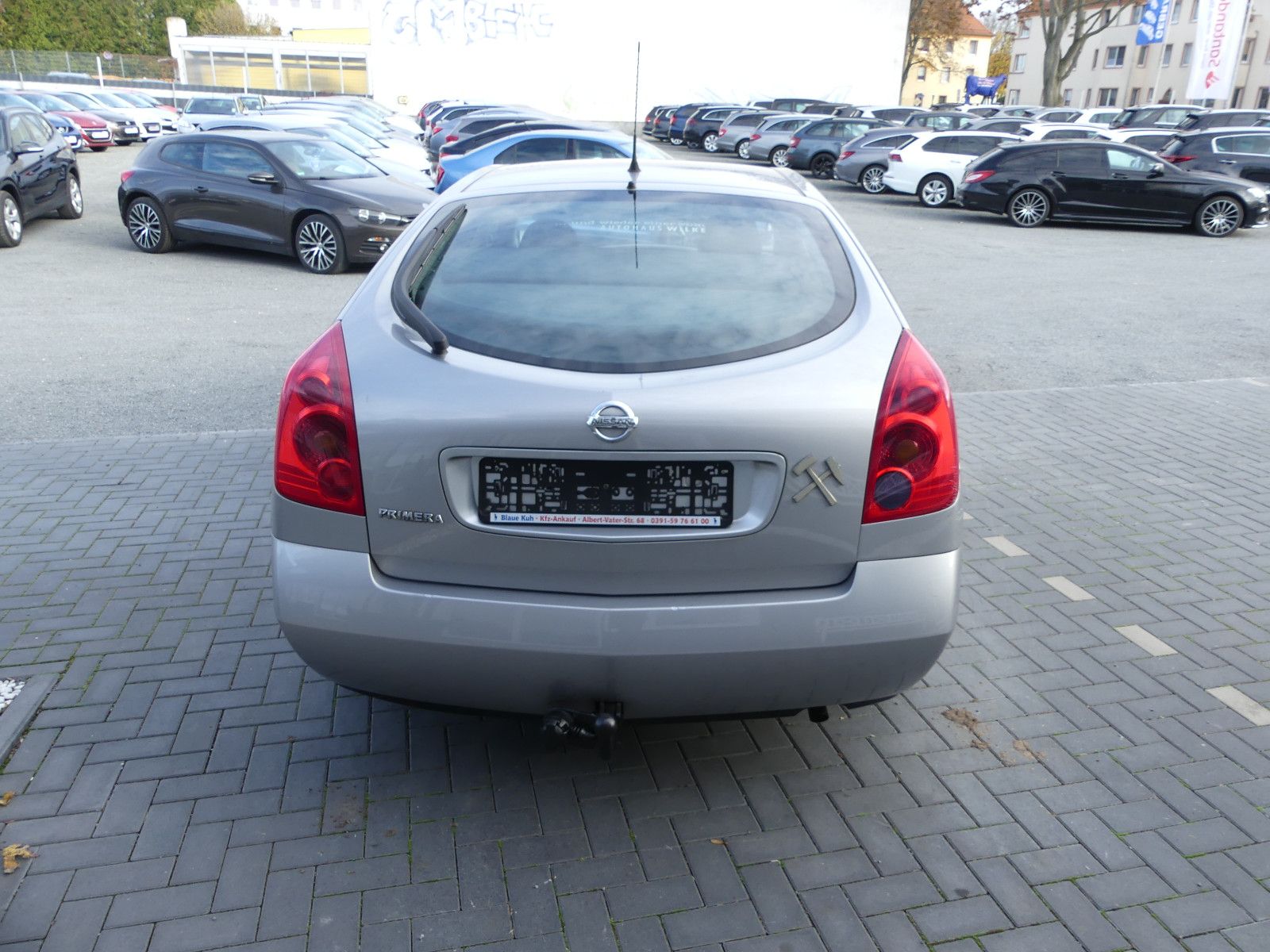 Fahrzeugabbildung Nissan Primera Lim. Visia, 1,8