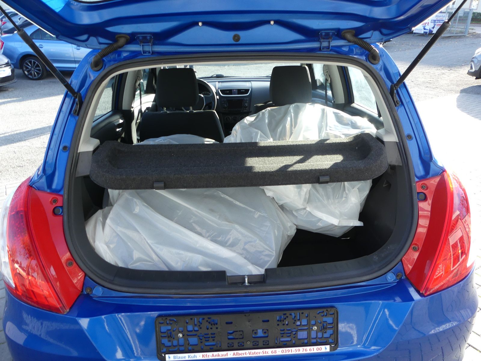 Fahrzeugabbildung Suzuki Swift Club, 1. Hand