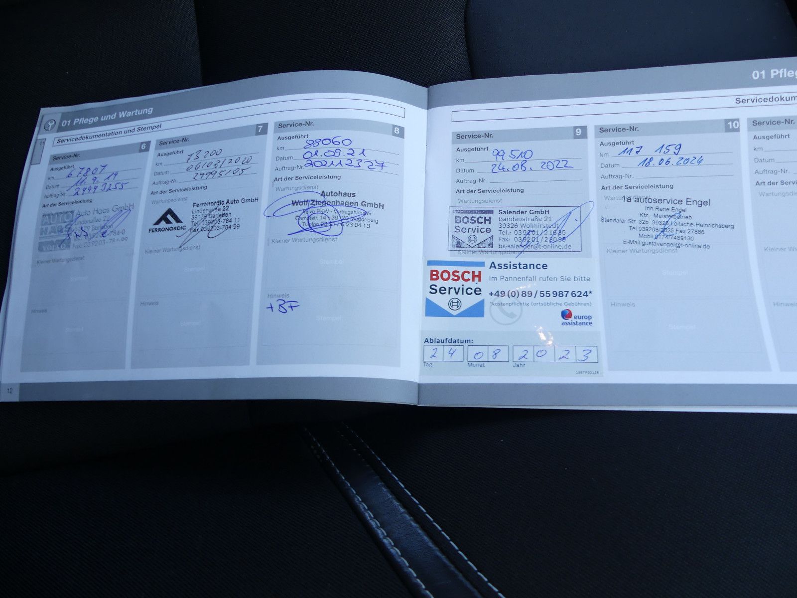 Fahrzeugabbildung Volvo V40 Momentum