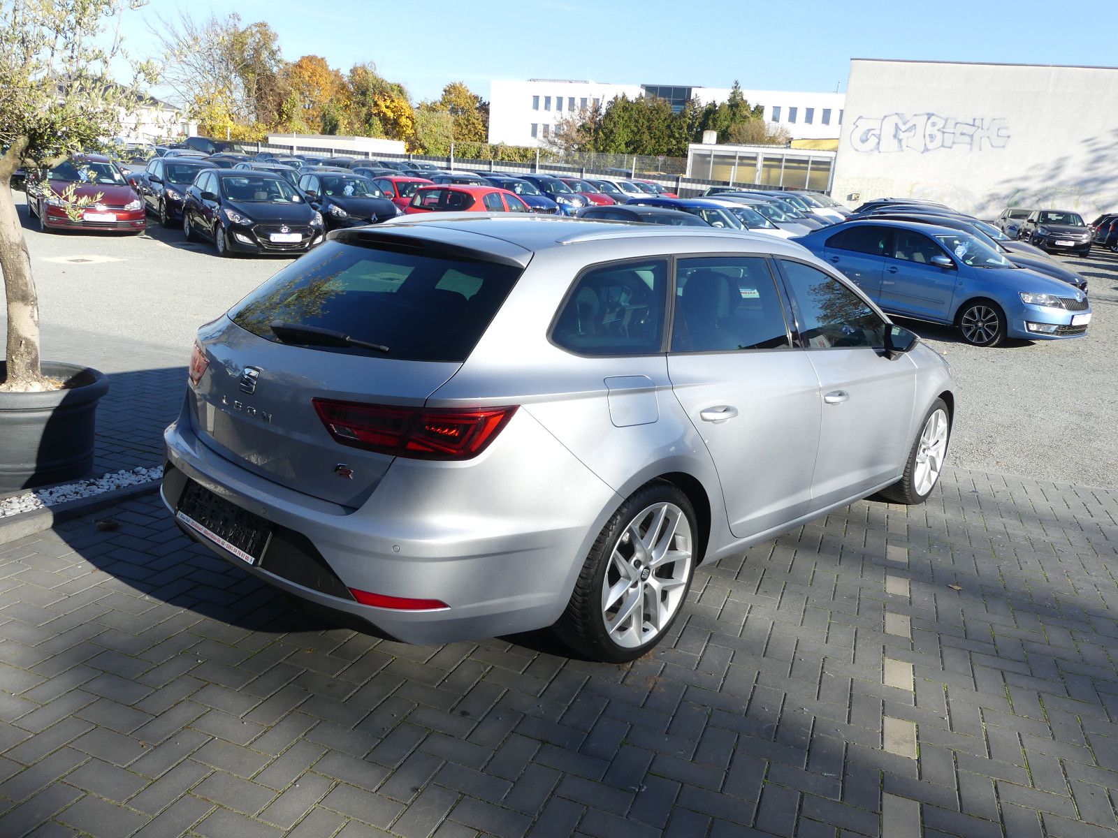 Fahrzeugabbildung SEAT Leon ST FR, Automatik