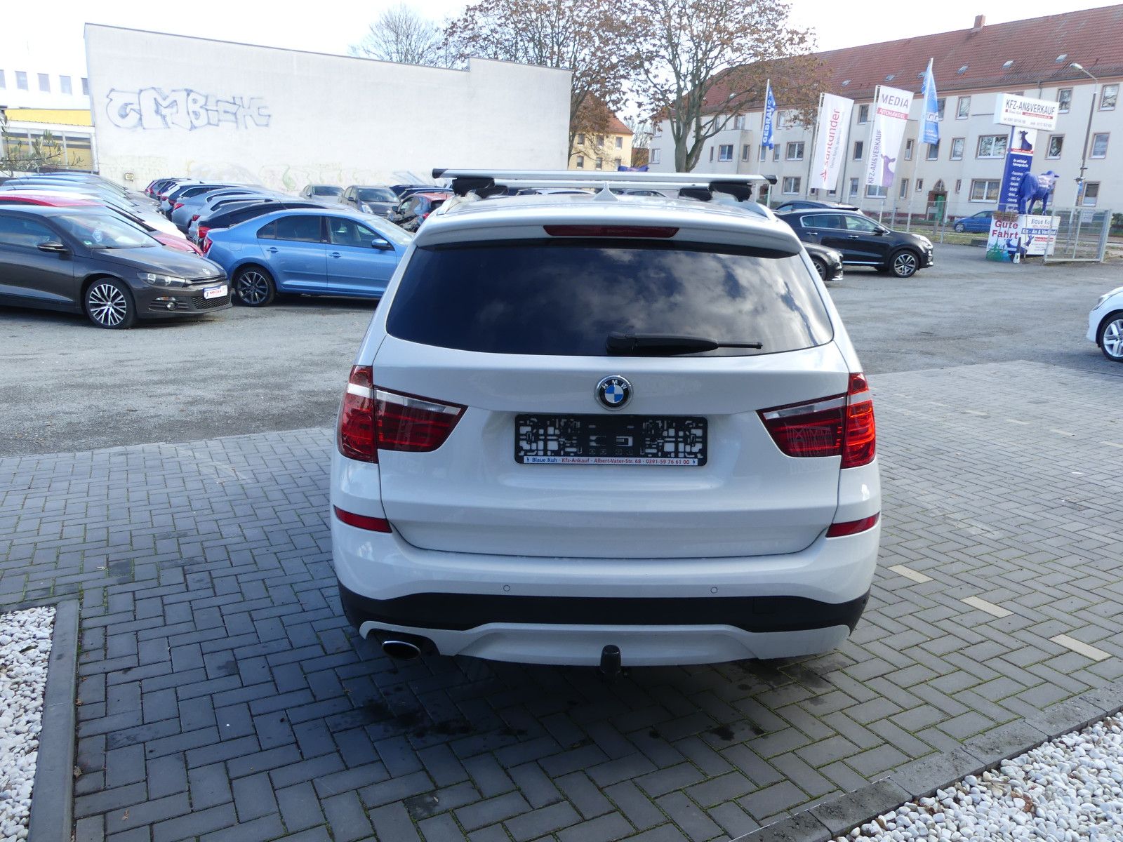 Fahrzeugabbildung BMW X3 Baureihe X3 xDrive 20 d Advantage