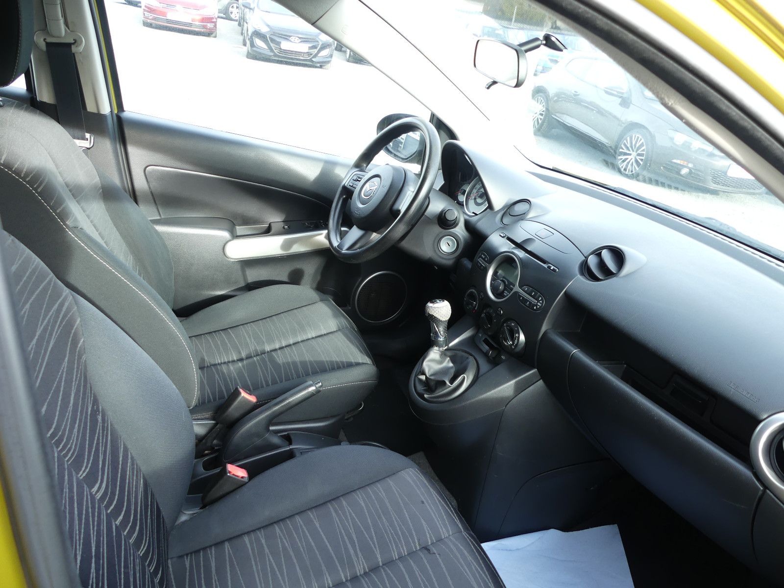 Fahrzeugabbildung Mazda 2 Lim. 1.3 Independence