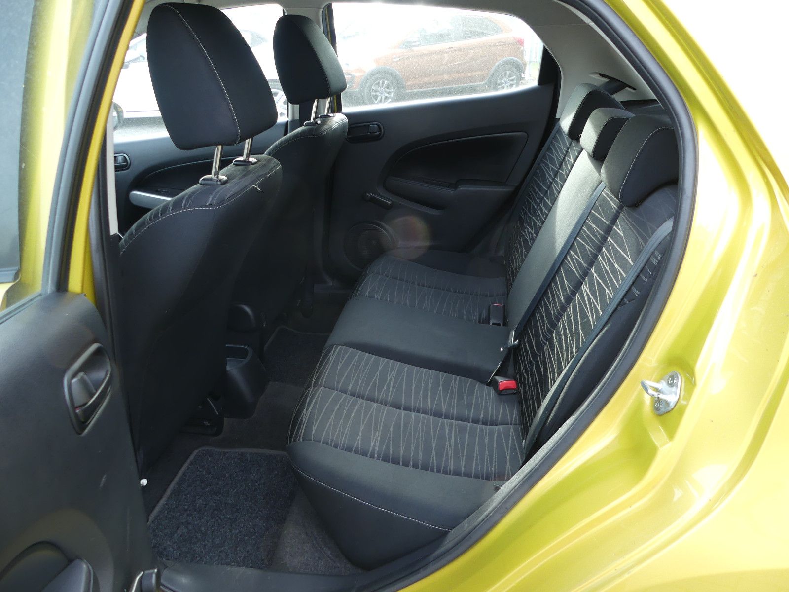 Fahrzeugabbildung Mazda 2 Lim. 1.3 Independence