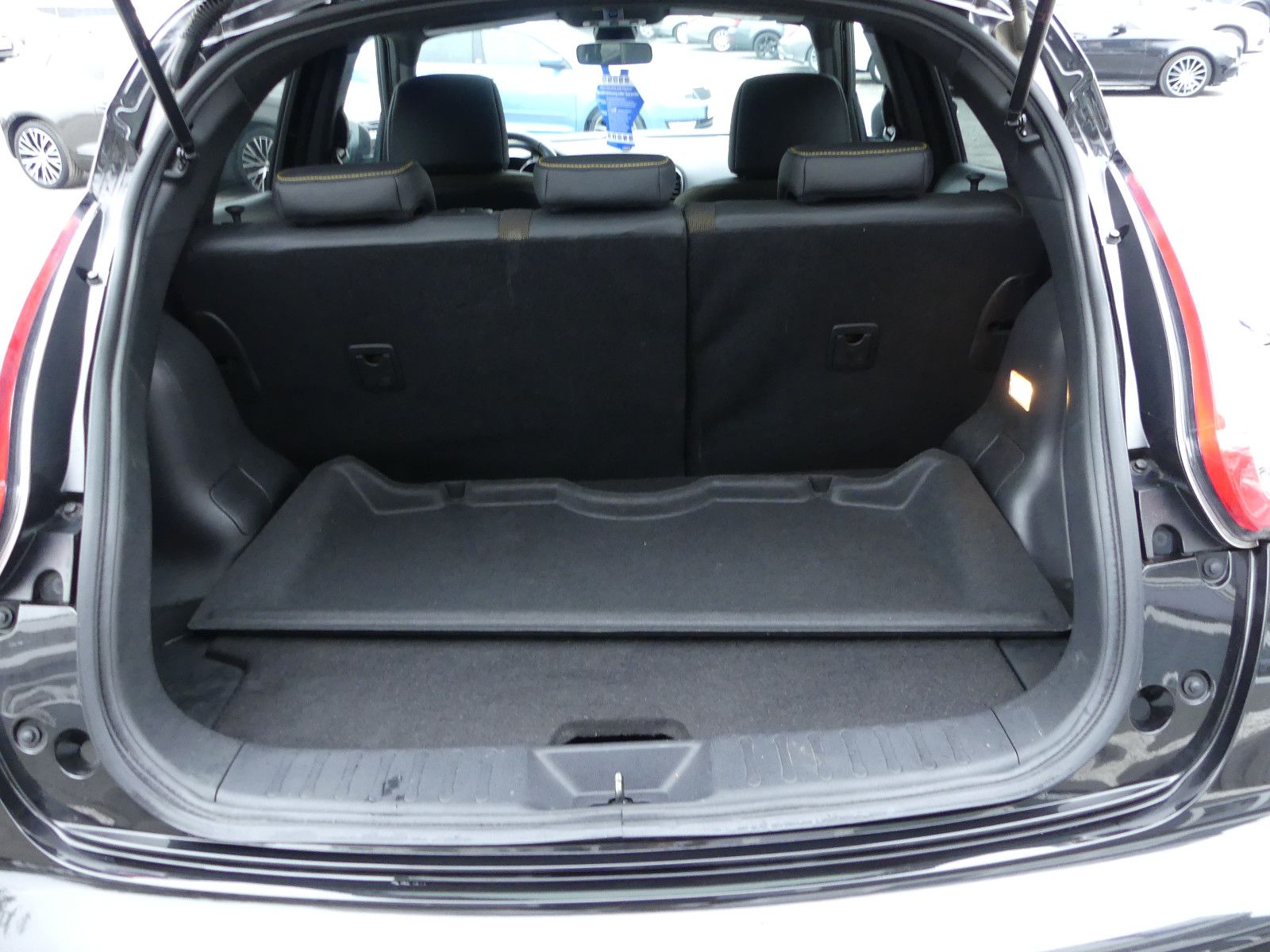 Fahrzeugabbildung Nissan Juke N-Connecta, 24400 km