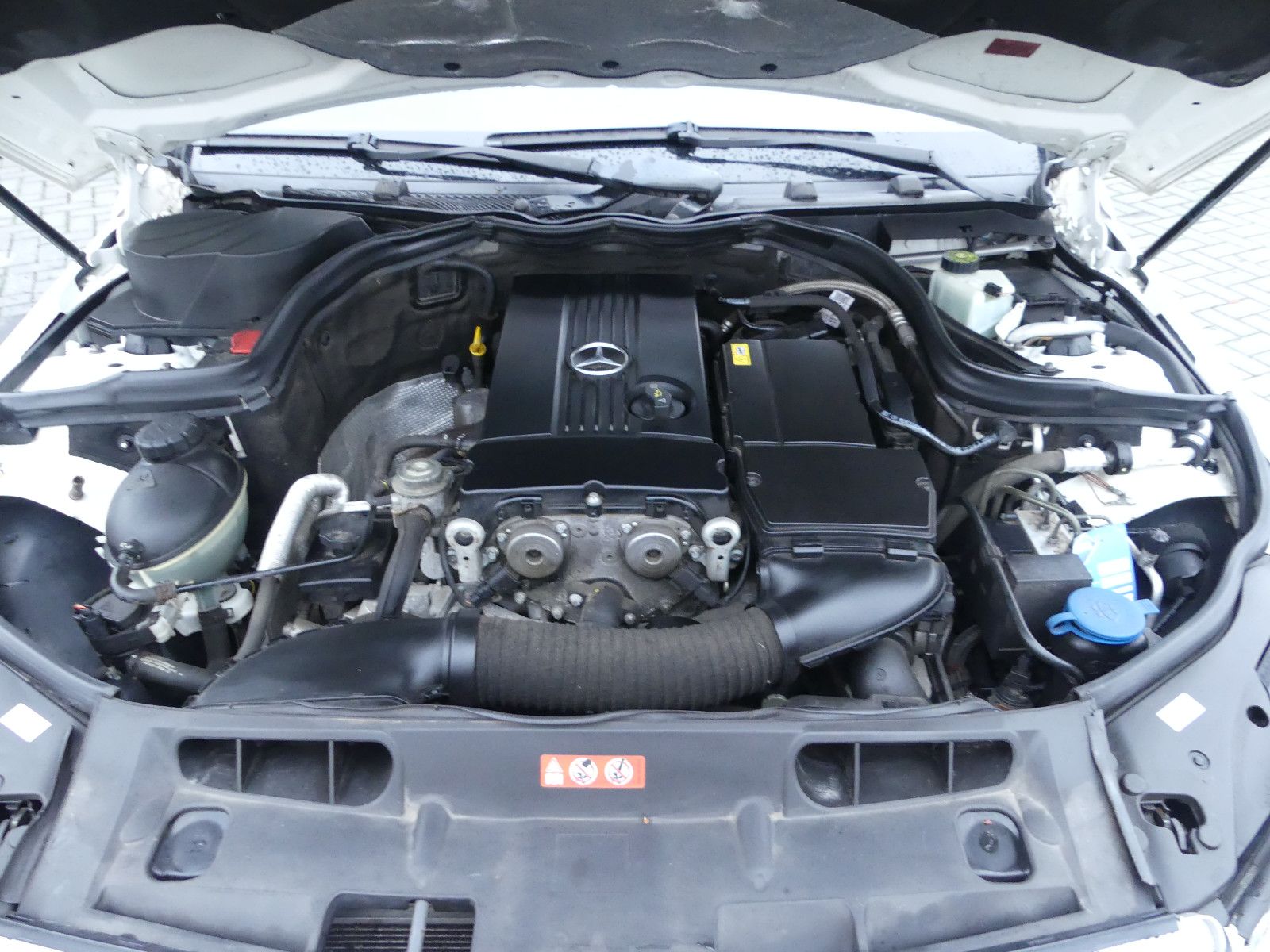 Fahrzeugabbildung Mercedes-Benz T-Modell C 180 T Kompressor BlueEfficiency, 1,6