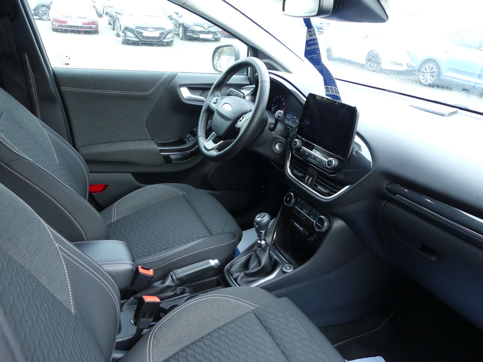 Fahrzeugabbildung Ford Puma 1,0 EcoBoost 92kW Titanium