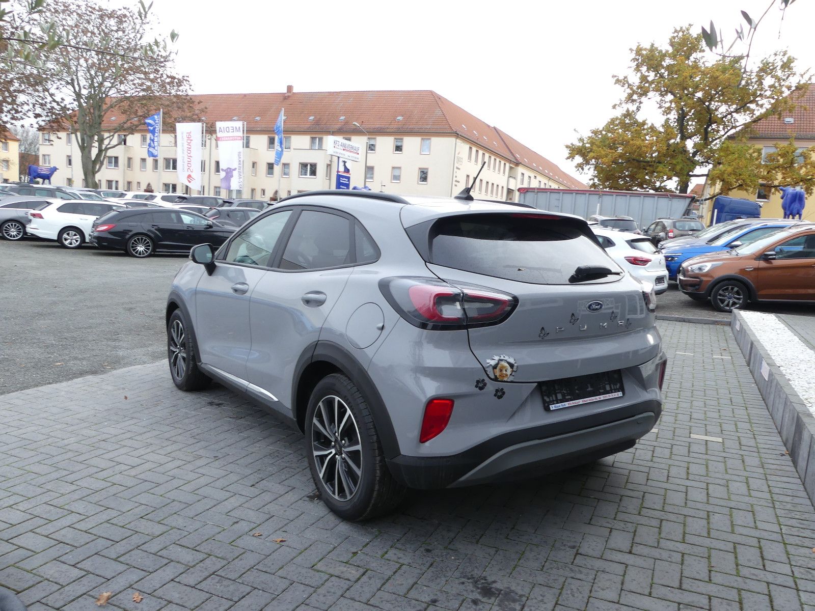 Fahrzeugabbildung Ford Puma 1,0 EcoBoost 92kW Titanium
