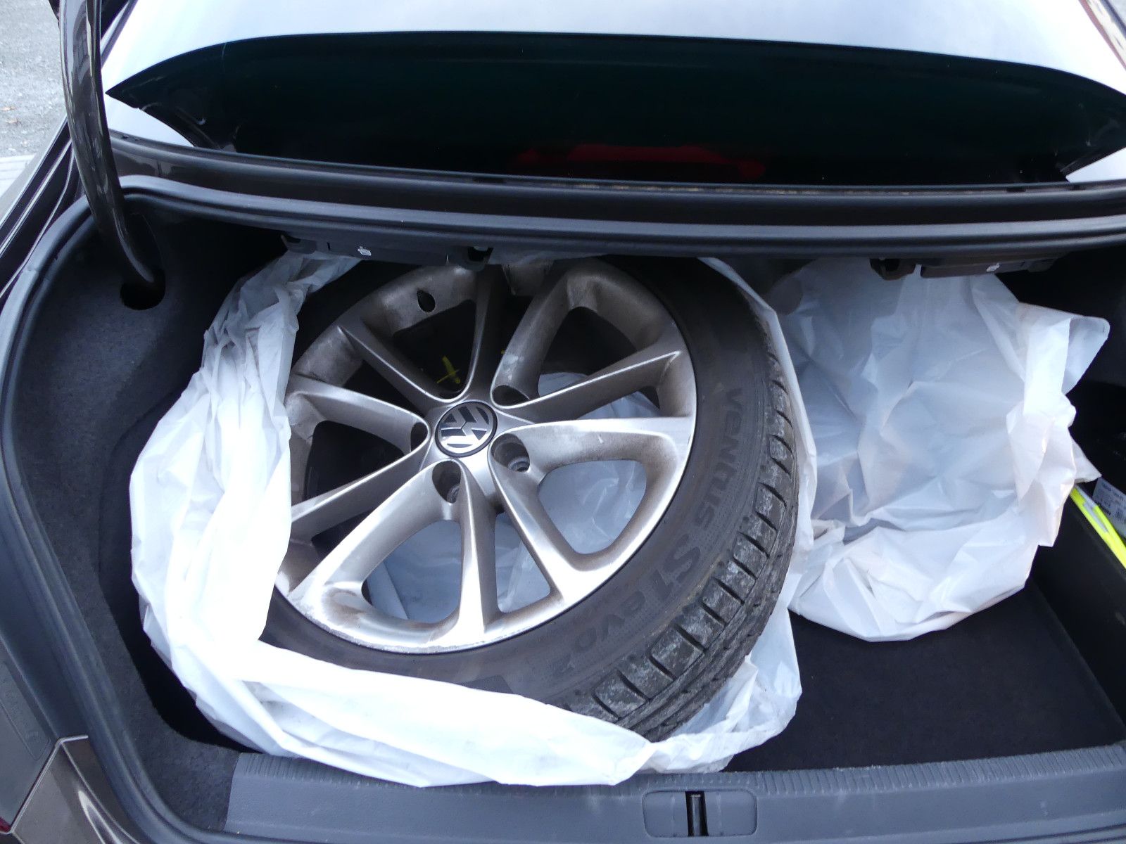 Fahrzeugabbildung Volkswagen CC Basis BMT,*HIGHLINE*, AUTOMATIK