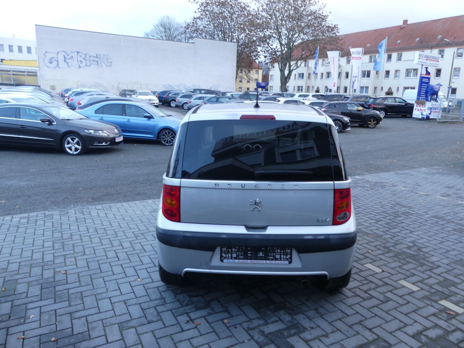 Fahrzeugabbildung Peugeot 1007 Premium, *TÜV NEU*