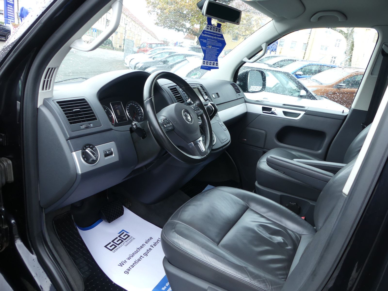 Fahrzeugabbildung Volkswagen T5 Multivan, Automatik, Highline 4 Motion