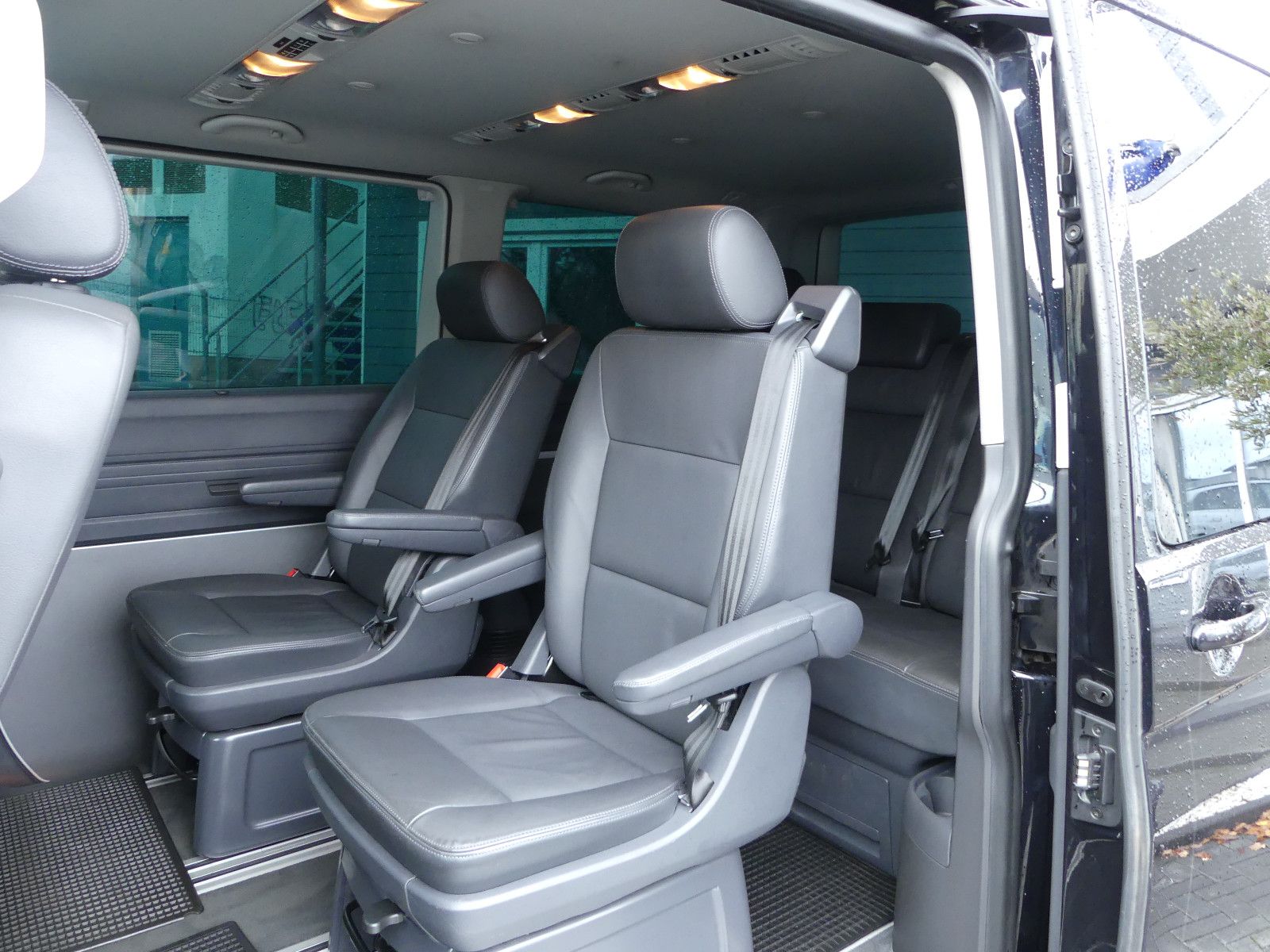 Fahrzeugabbildung Volkswagen T5 Multivan, Automatik, Highline 4 Motion