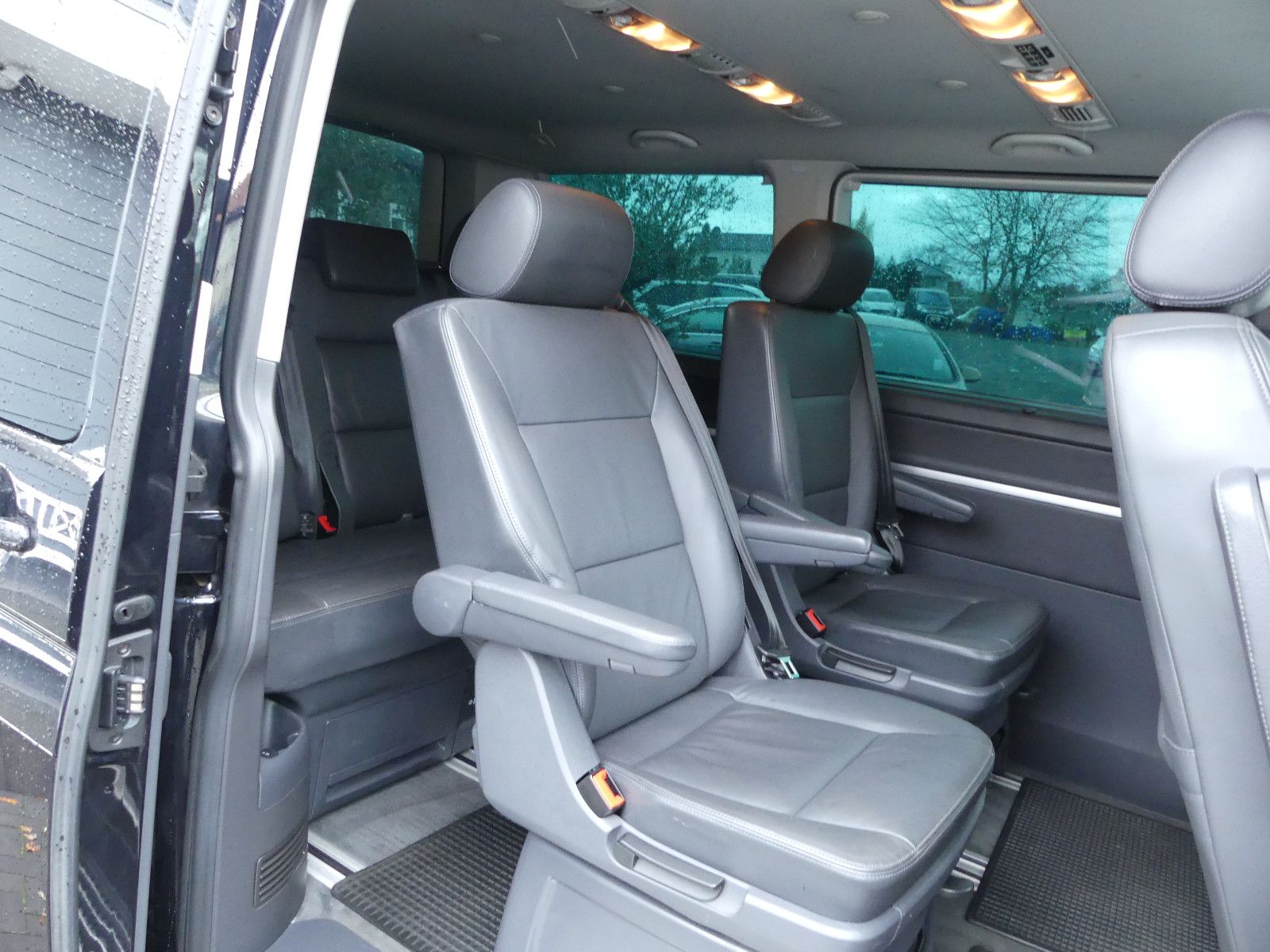 Fahrzeugabbildung Volkswagen T5 Multivan, Automatik, Highline 4 Motion