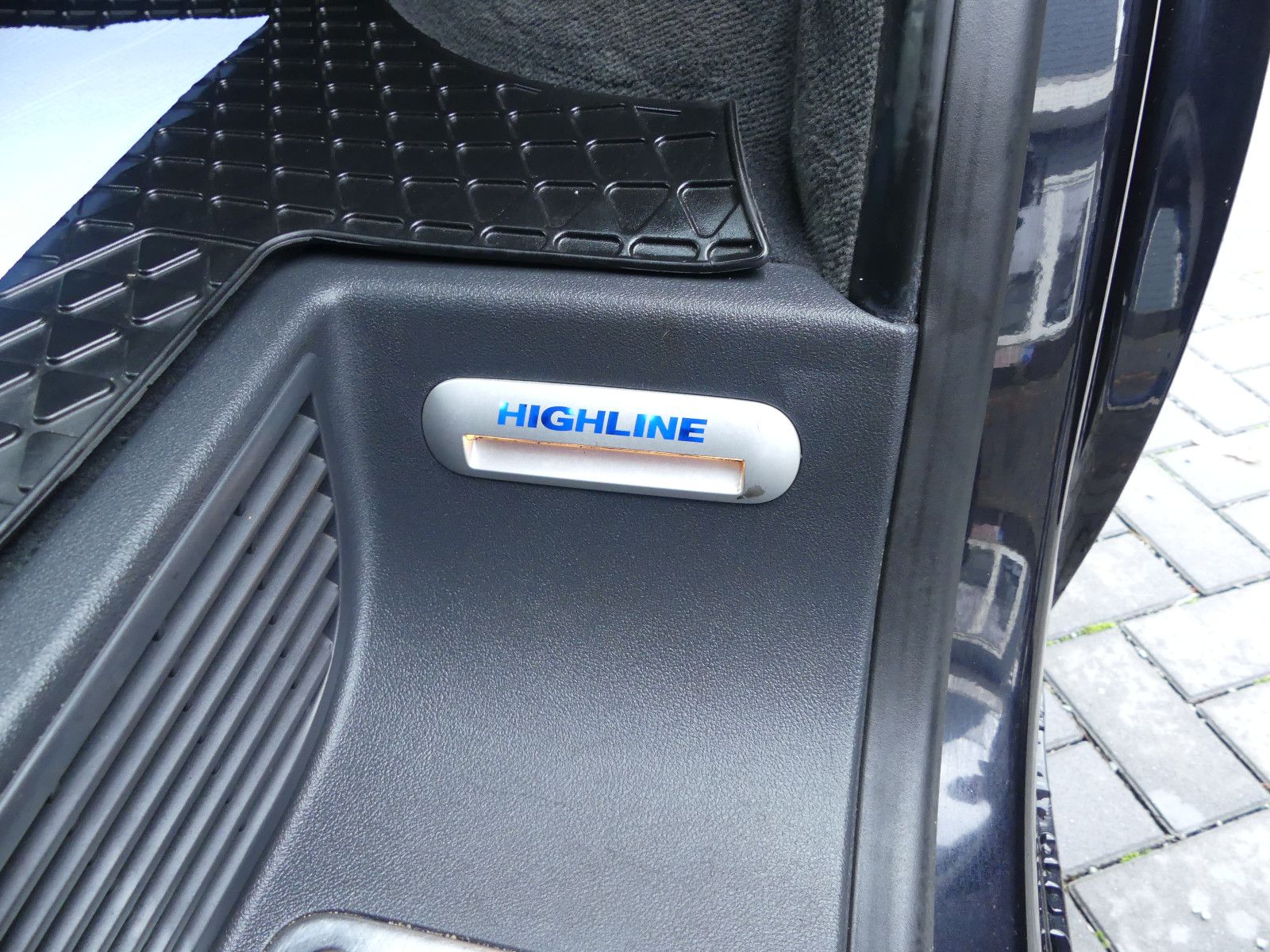 Fahrzeugabbildung Volkswagen T5 Multivan, Automatik, Highline 4 Motion