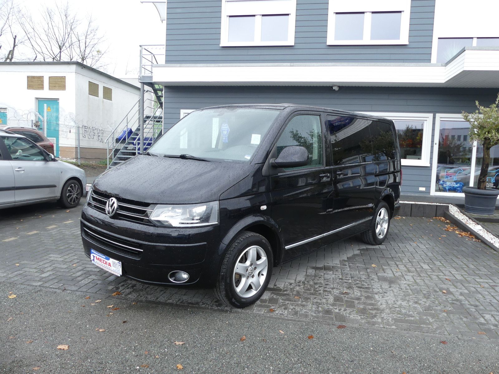 Fahrzeugabbildung Volkswagen T5 Multivan, Automatik, Highline 4 Motion