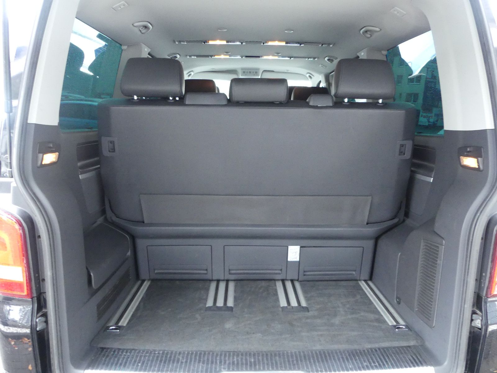 Fahrzeugabbildung Volkswagen T5 Multivan, Automatik, Highline 4 Motion