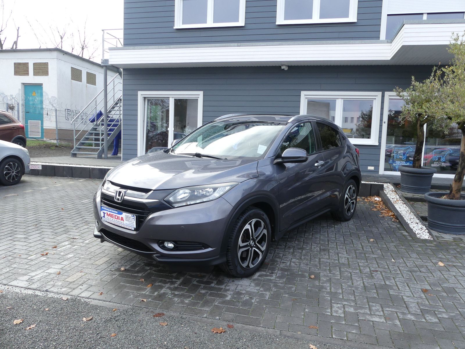 Fahrzeugabbildung Honda HR-V Executive, *TÜV NEU*