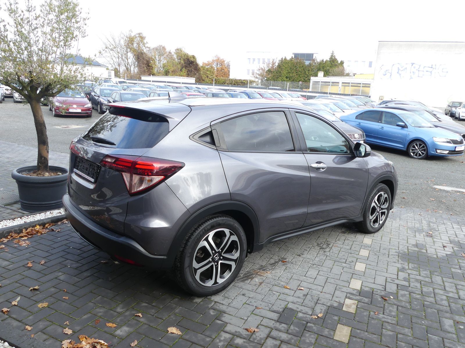 Fahrzeugabbildung Honda HR-V Executive, *TÜV NEU*
