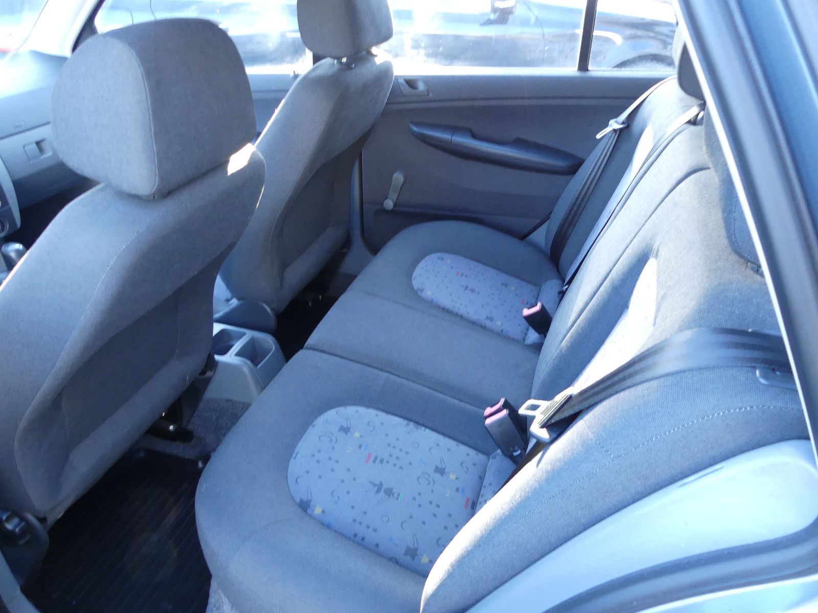 Fahrzeugabbildung SKODA Fabia Combi 1.4 16V 55 kW Ambiente