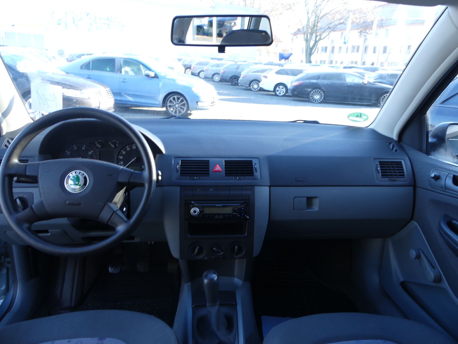 Fahrzeugabbildung SKODA Fabia Combi 1.4 16V 55 kW Ambiente