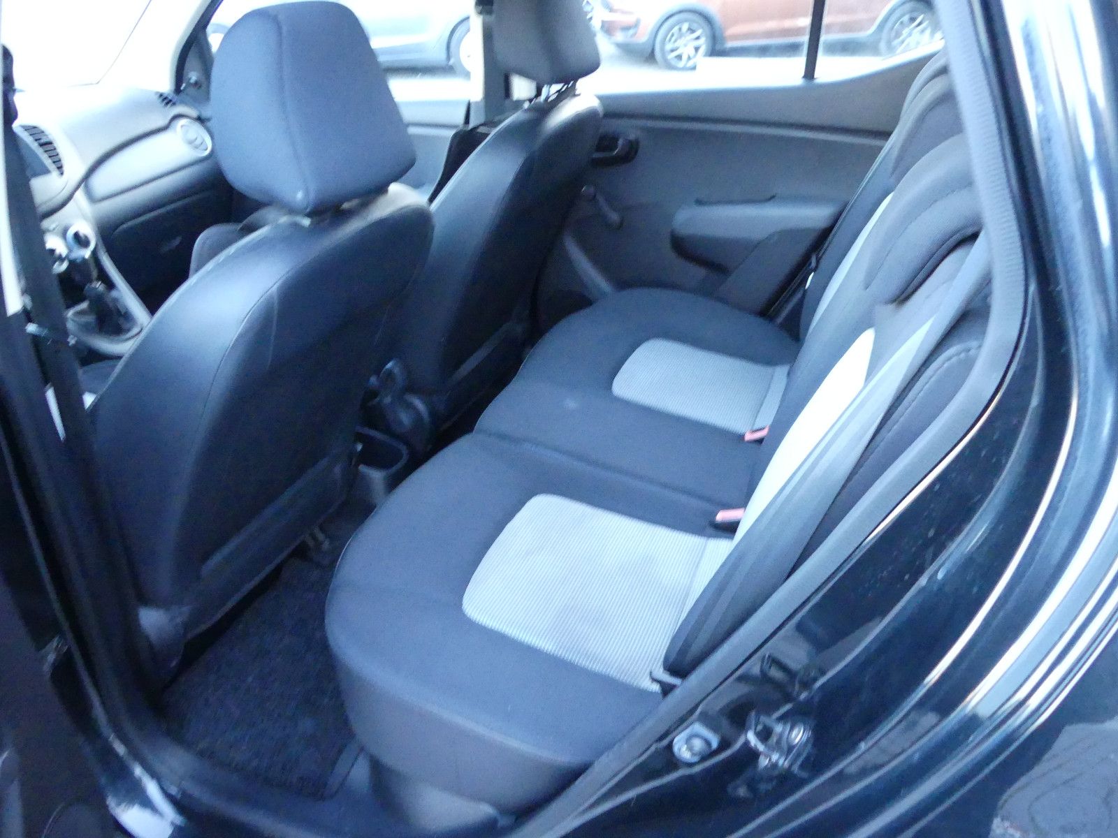 Fahrzeugabbildung Hyundai i10 Classic, ZR gewechselt 2024