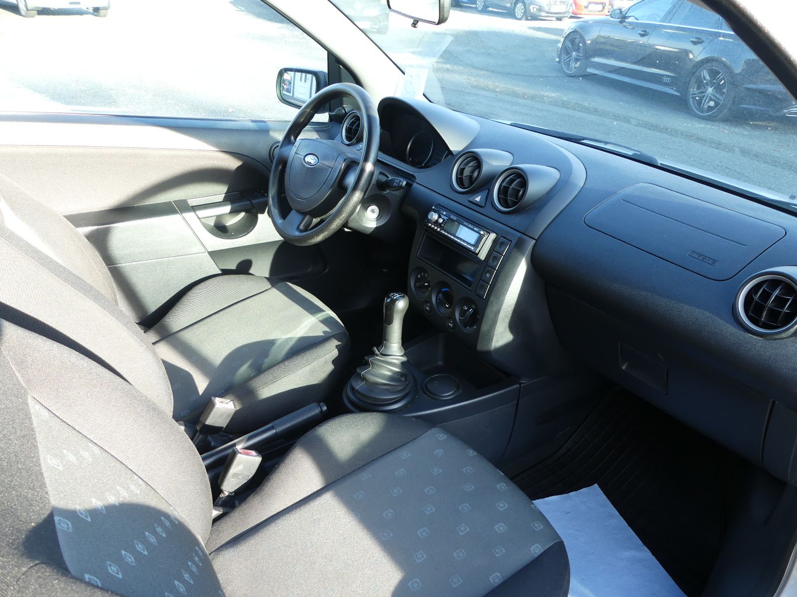 Fahrzeugabbildung Ford Fiesta Viva X, * KLIMA*