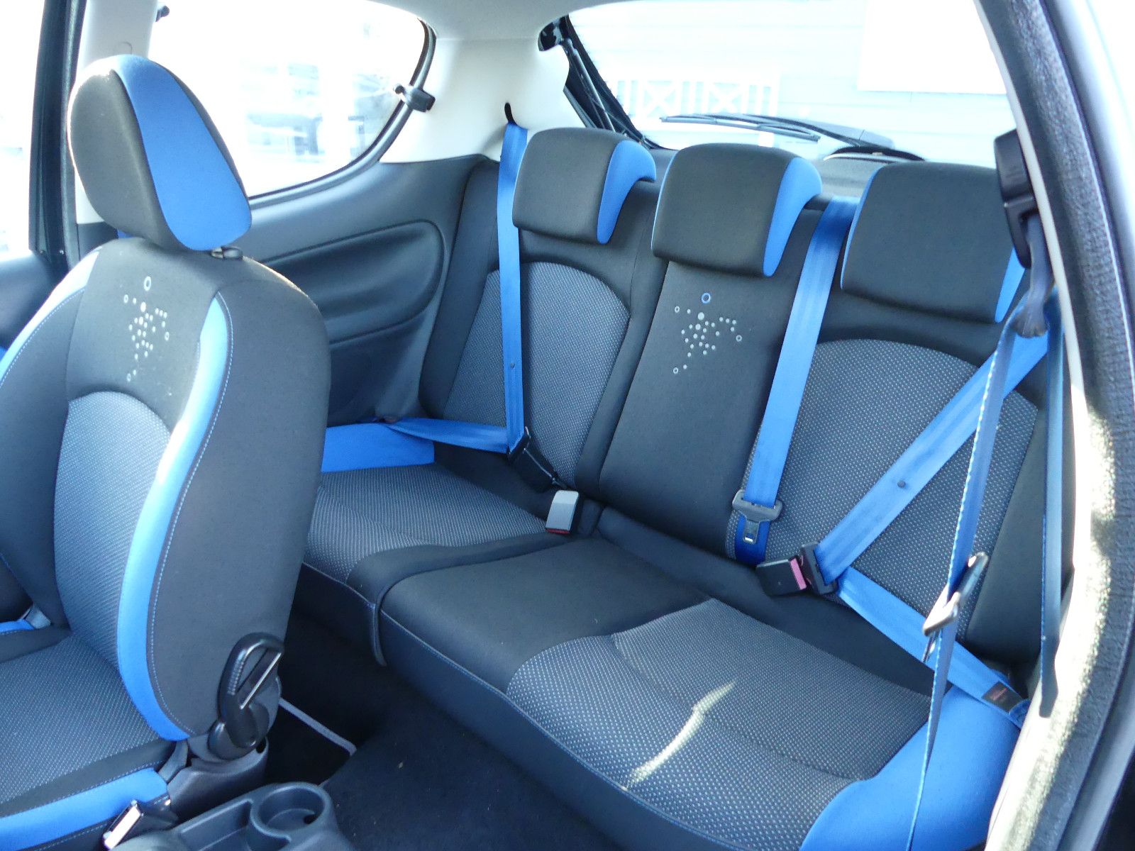 Fahrzeugabbildung Peugeot 206 + Basis