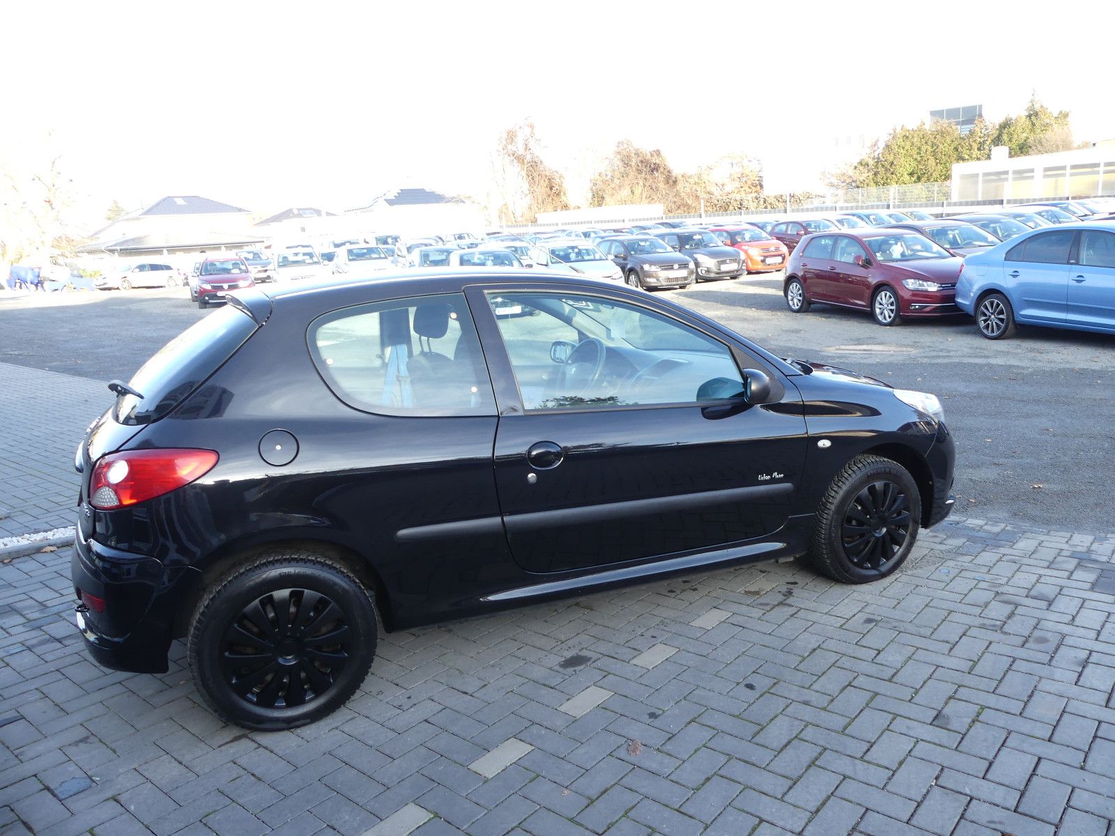 Fahrzeugabbildung Peugeot 206 + Basis