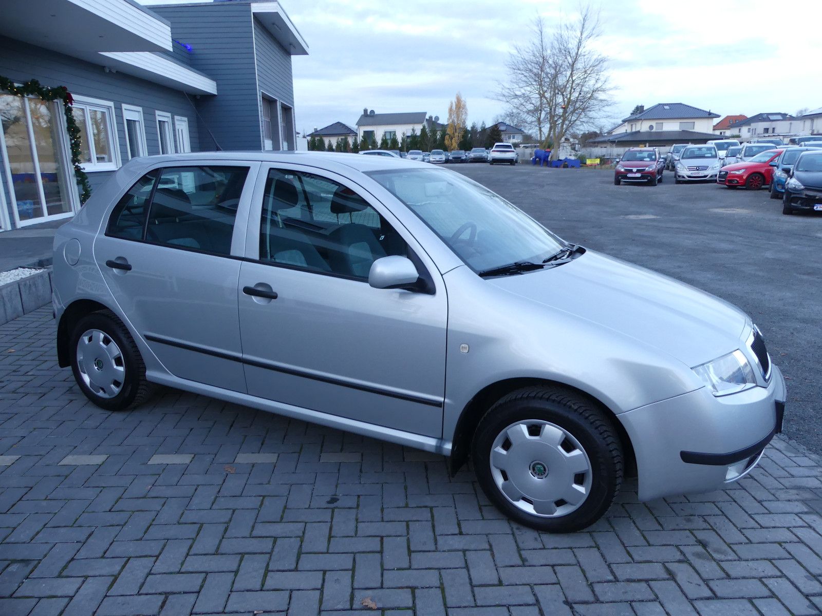 Fahrzeugabbildung SKODA Fabia 1.4 16V Classic