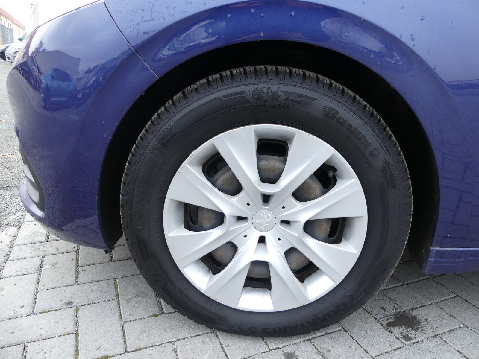 Fahrzeugabbildung Peugeot 208 Access, *KLIMA*, TÜV NEU