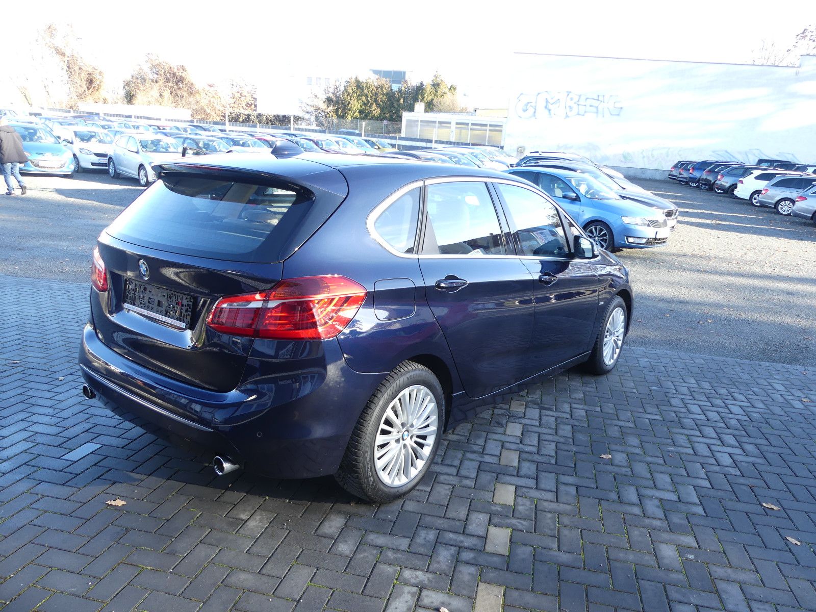 Fahrzeugabbildung BMW 2 Active Tourer 220 , *LUXURY*