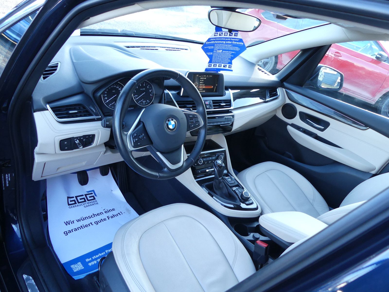 Fahrzeugabbildung BMW 2 Active Tourer 220 , *LUXURY*