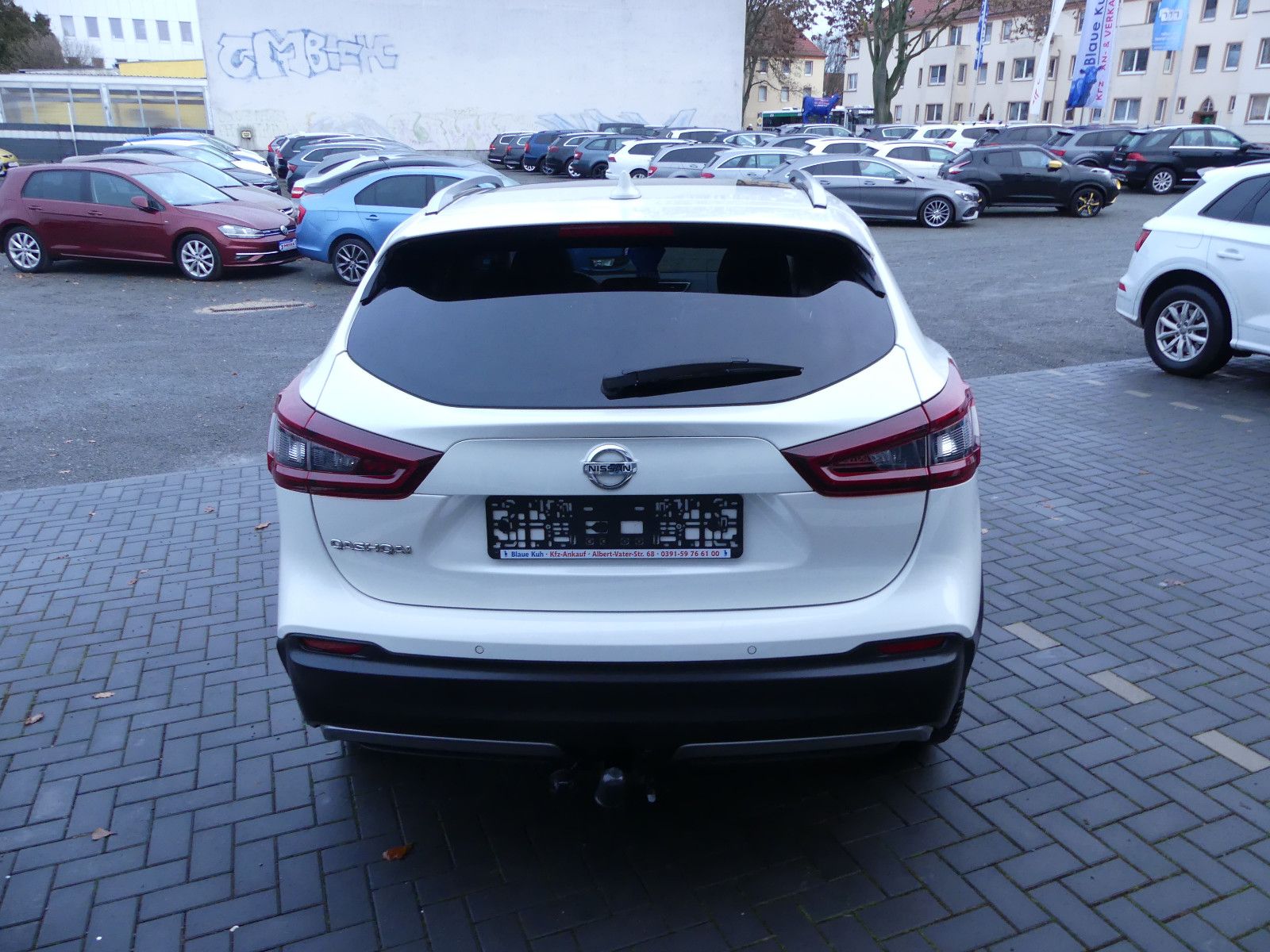 Fahrzeugabbildung Nissan Qashqai Zama, Automatik, 1,3