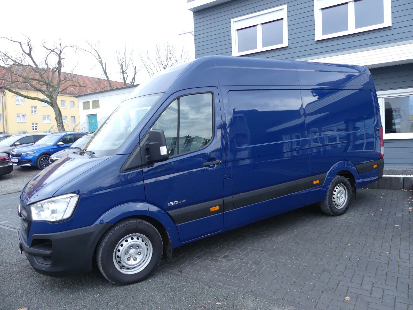 Fahrzeugabbildung Hyundai H350 Kasten Kasten L2H2 Profi