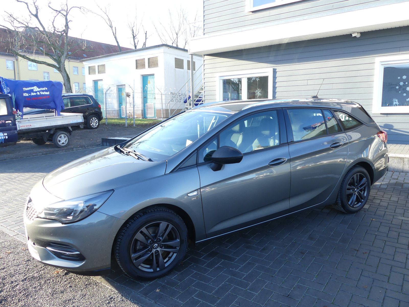 Fahrzeugabbildung Opel Astra K Sports Tourer Elegance Start/Stop