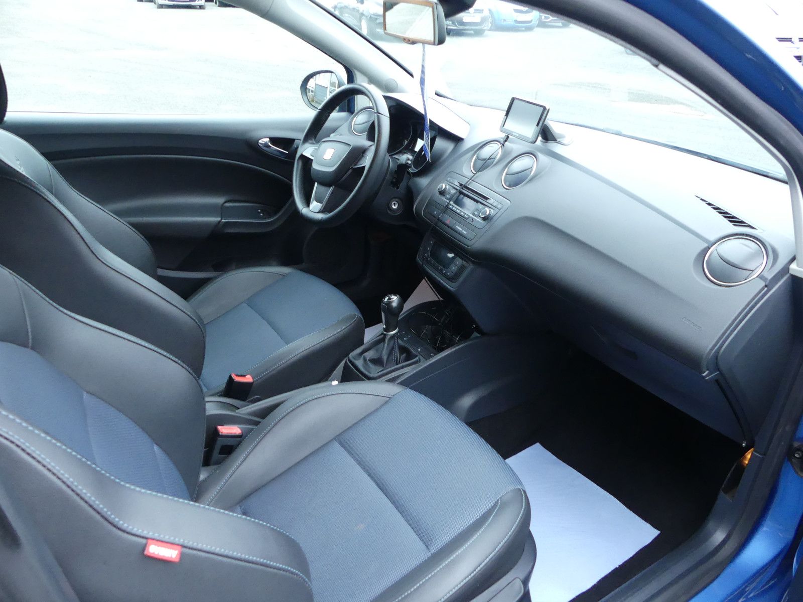 Fahrzeugabbildung SEAT Ibiza SC i-Tech