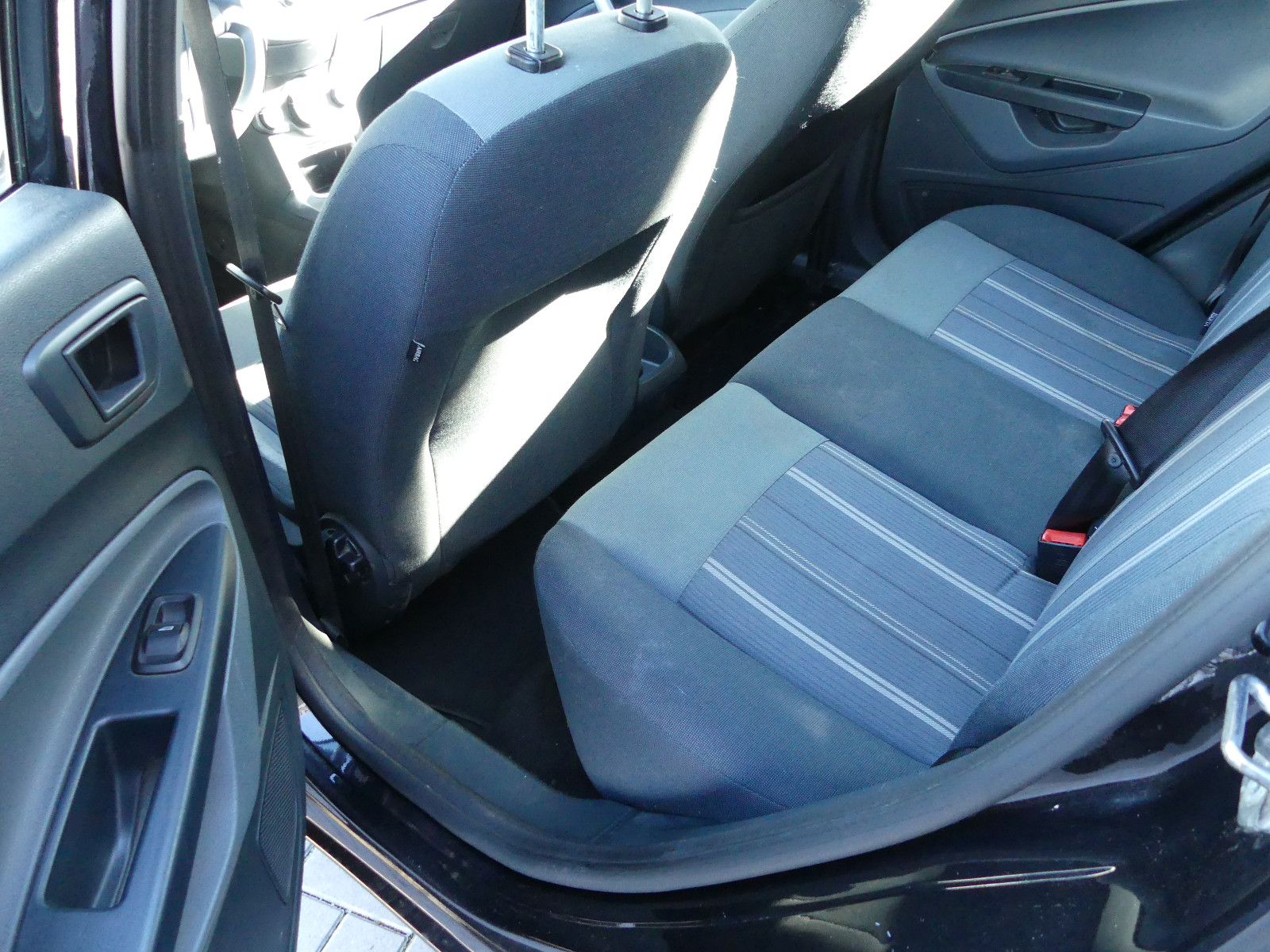 Fahrzeugabbildung Ford Fiesta Trend