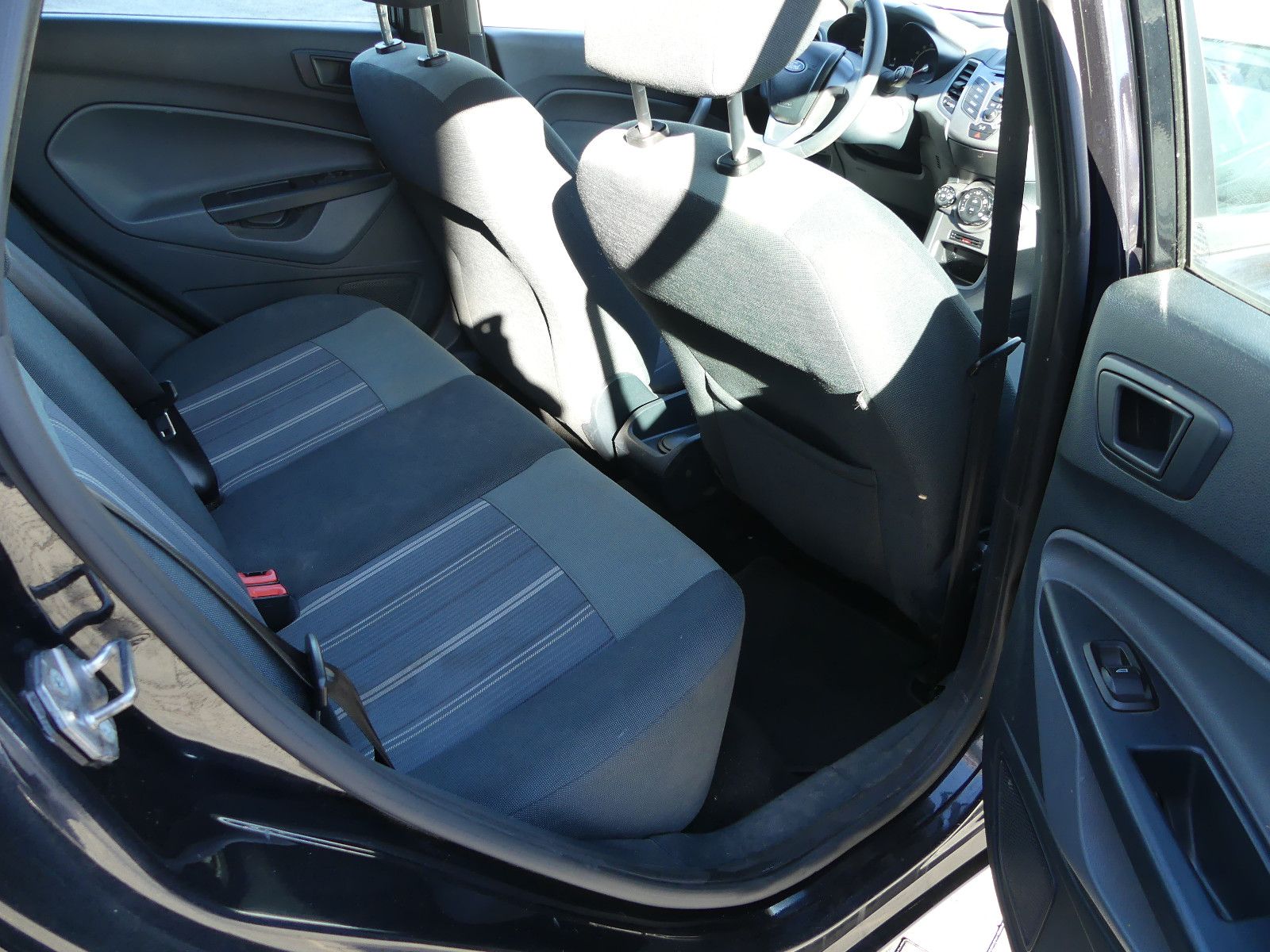 Fahrzeugabbildung Ford Fiesta Trend