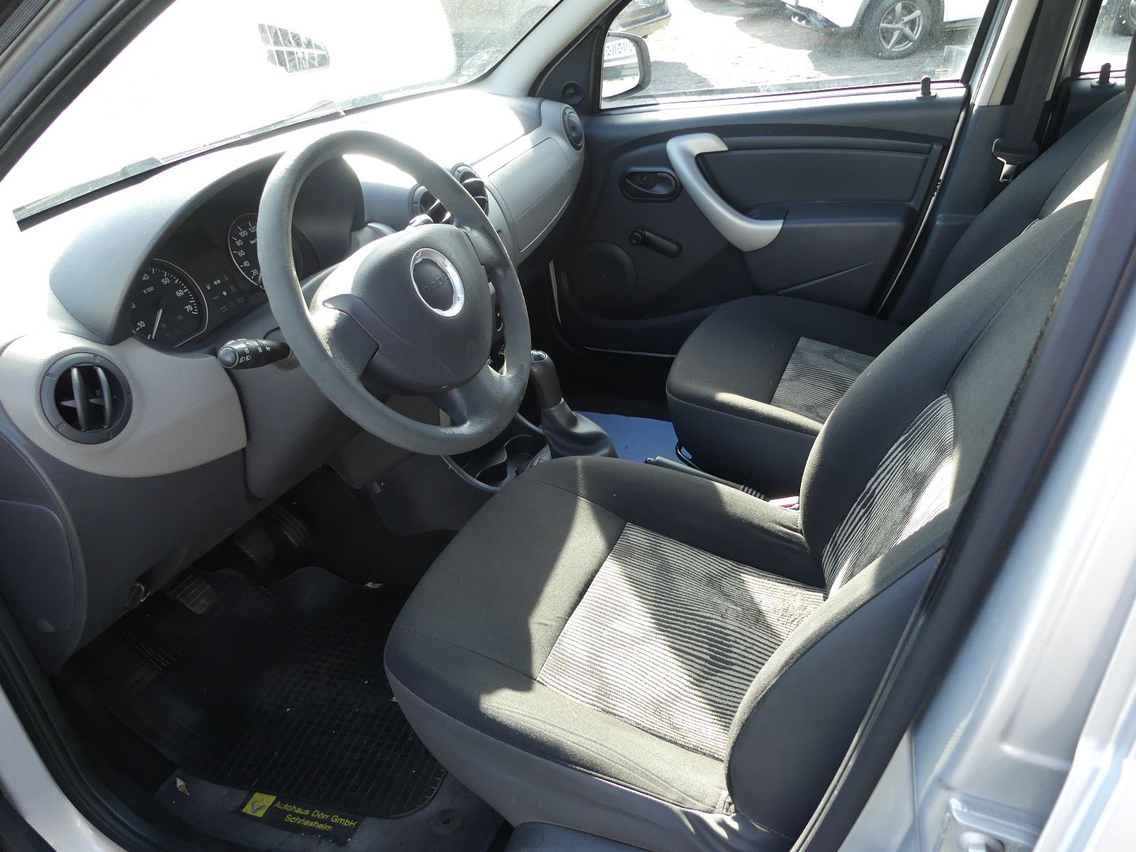 Fahrzeugabbildung Dacia Sandero Ambiance